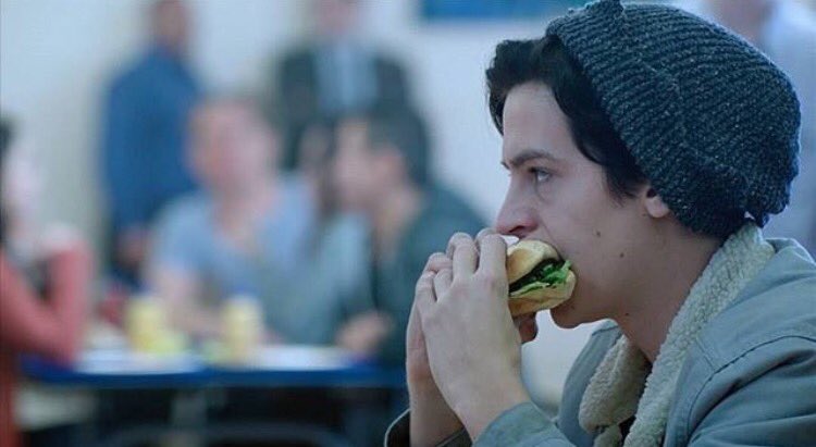 riverdaleslut's tweet photo. me, watching all the drama play out #riverdale https://t.co/ykeRvxTikv