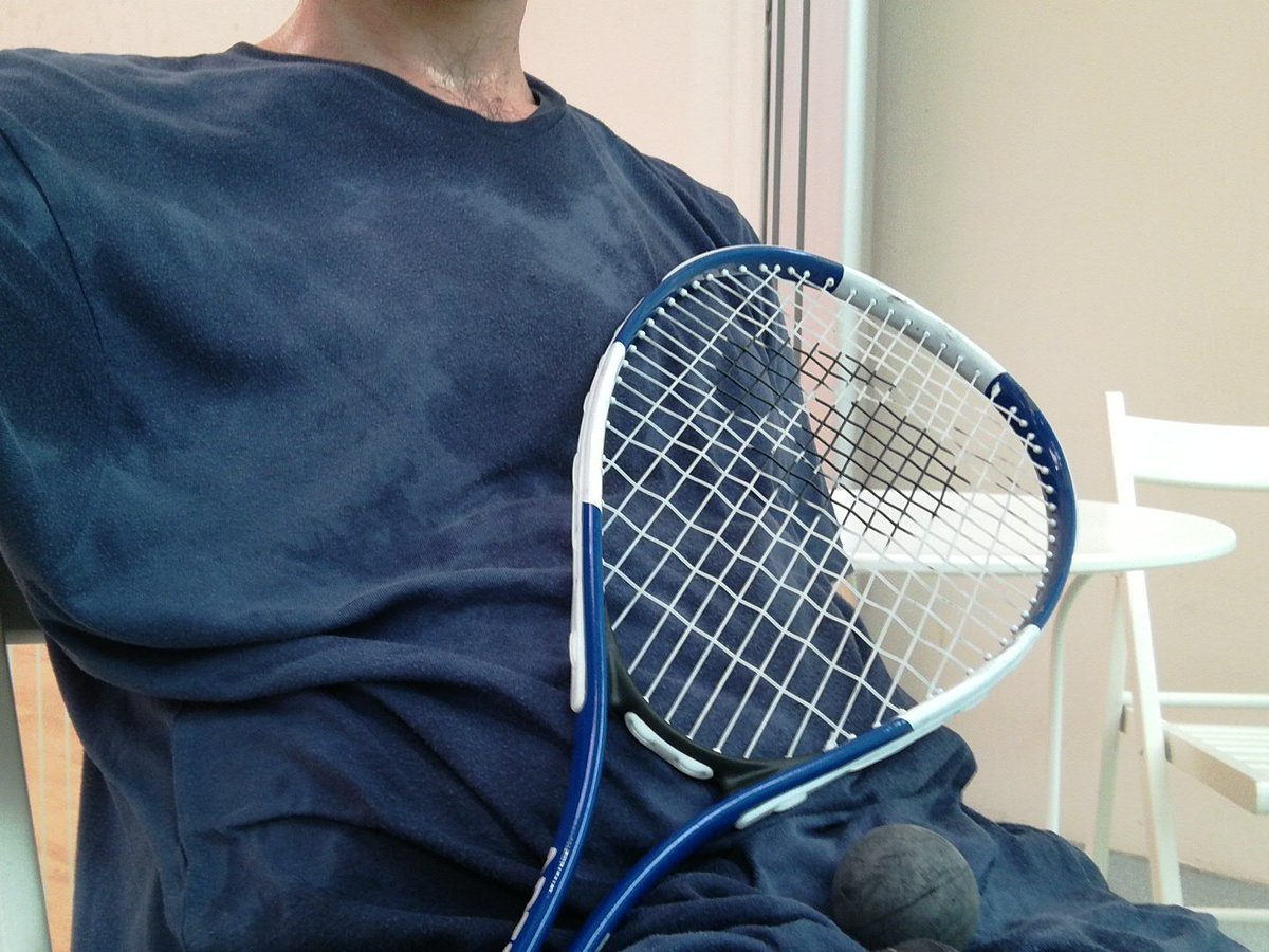 tasheff's tweet photo. #squash #alone #superintense https://t.co/LM25XNYcuO