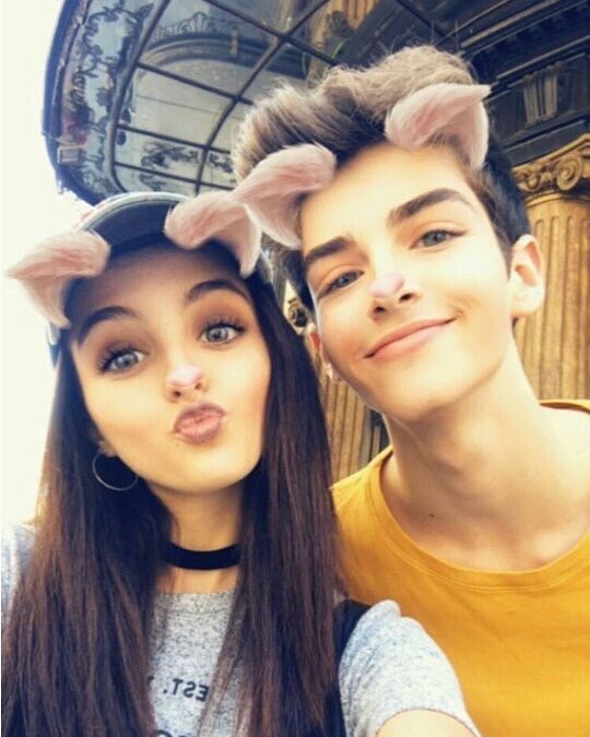 manuWTMS's tweet photo. AnaMarie my baby sister that's all grown up😩
- beautiful
- kind 
- the best of the best https://t.co/XIuTAQ4JcW