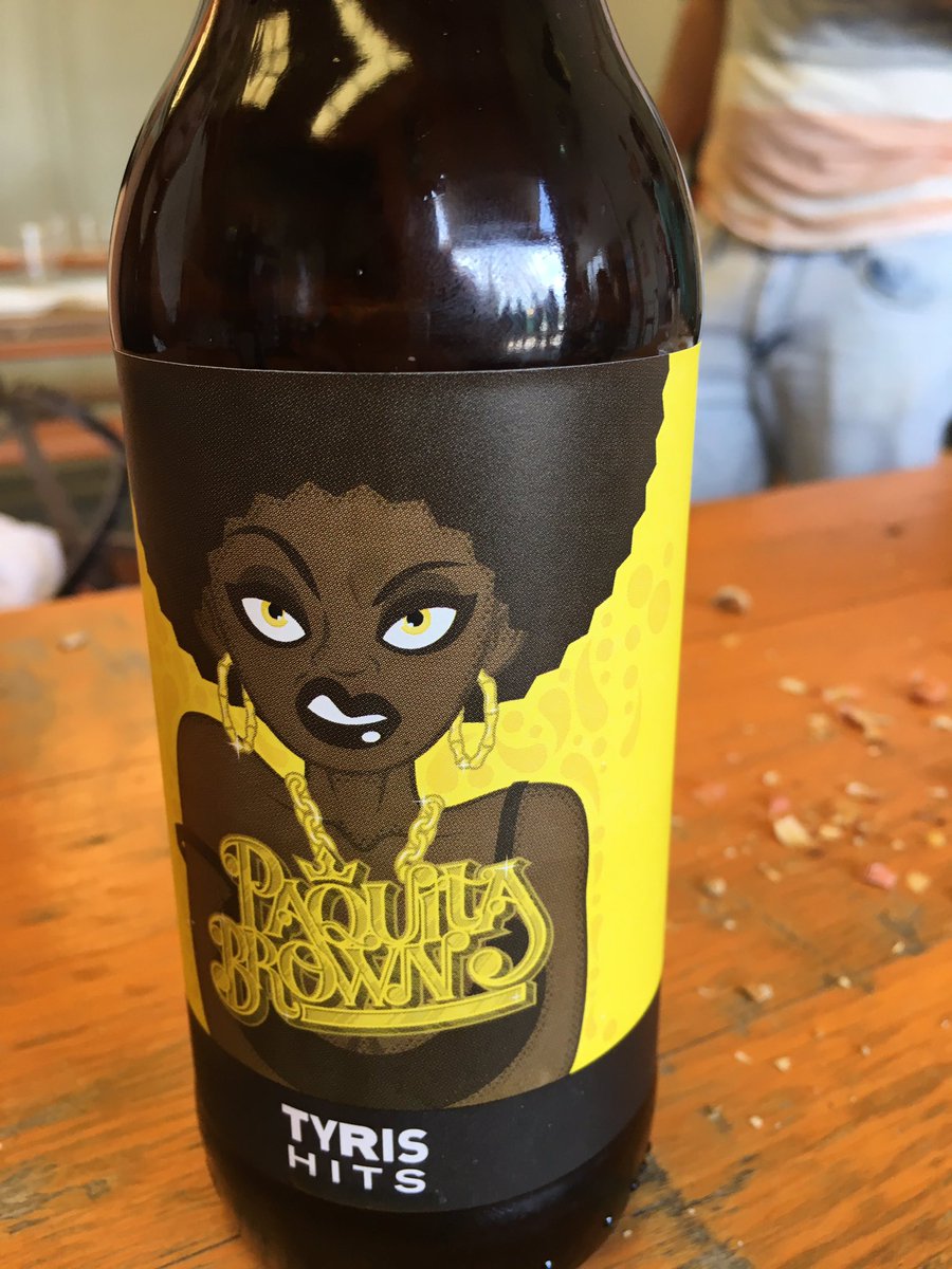 miguelcandel's tweet photo. Un reconocimiento también para los diseñadores de las etiquetas y los creativos de @CervezaTyris. la Paqui brown y black pussy por vicio. https://t.co/ssGbsBQRvI