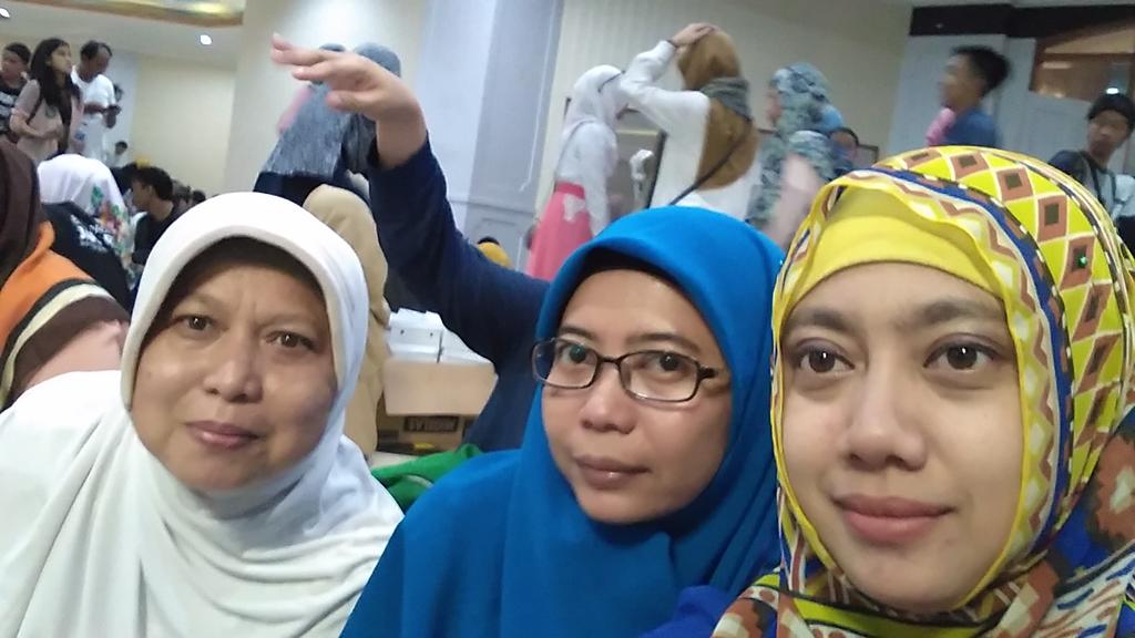 cippy_85's tweet photo. Meriahny #bukberakbar #BPJ #JU4RA #kubbubpj yg dihadiri kurleb 1.500 org https://t.co/1hI9quN16F
