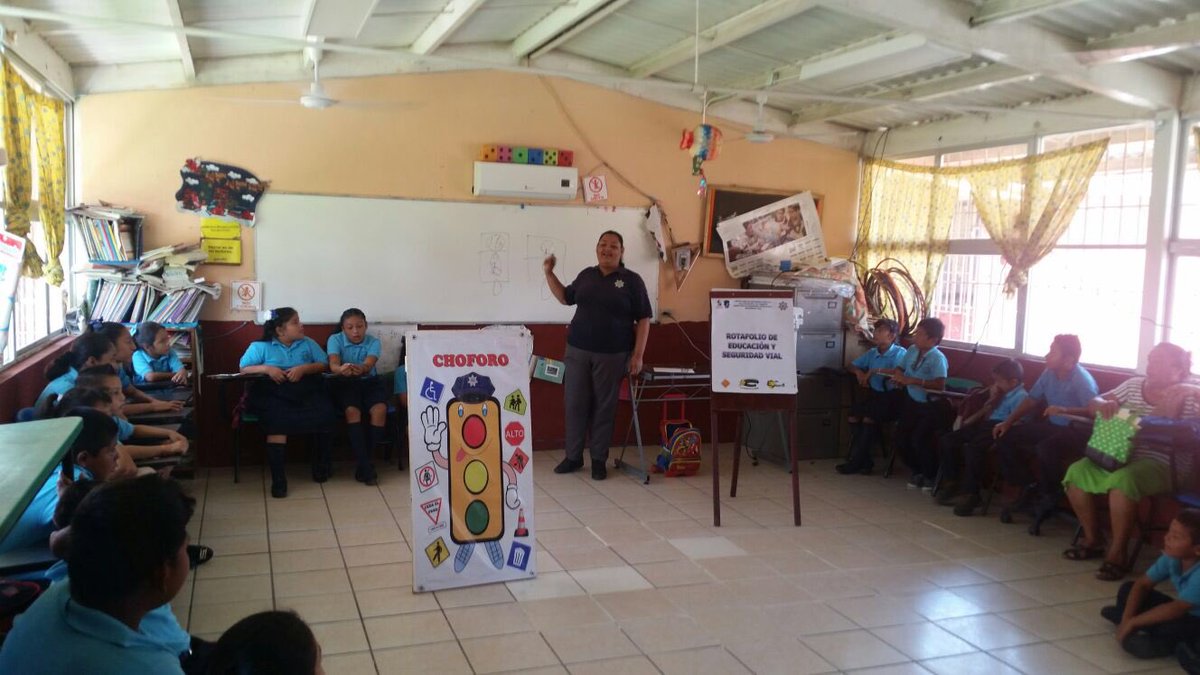 SSPCTabasco's tweet photo. 38 alumnos de la Esc. Primaria Isaías de Dios Veites de la R/a. Las Matillas 4ta. fueron sensibilizados de la importancia de la #EdVial https://t.co/vTgcsFPfGX