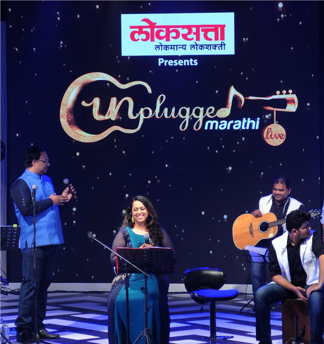 uml2017's tweet photo. Photos of #UML2017 coming soon. Follow us on our FB page too,to see them @vaishaliisamant @LoksattaLive #unplugged #marathi #live https://t.co/jrRGtRZbi9