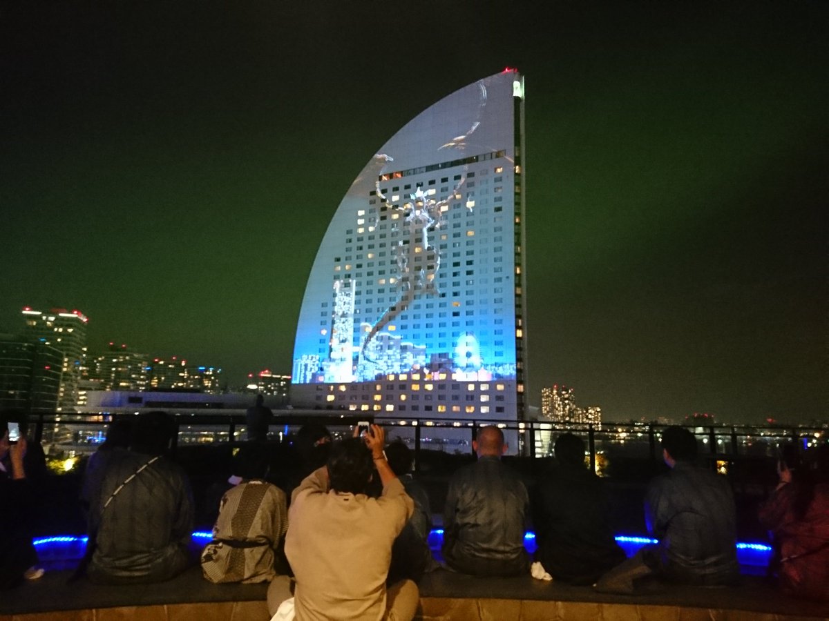 横浜みなとみらい 万葉倶楽部 Twitter પર ファイナルファンタジー プロジェクションマッピング 本当にすごいです 万葉倶楽部屋上でも 地上9階の特等席から音楽付きでご覧頂けます 次は 21 T Co Bxbxlxtkmc 万葉倶楽部 横浜 みなとみらい 万葉 横浜みなとみらい 万葉倶楽部 Twitter પર ファイナルファンタジー プロジェクションマッピング 本当にすごいです 万葉倶楽部屋上でも 地上9階の特等席から音楽付きでご覧頂けます 次は 21 T Co Bxbxlxtkmc 万葉倶楽部 横浜 みなとみらい 万葉