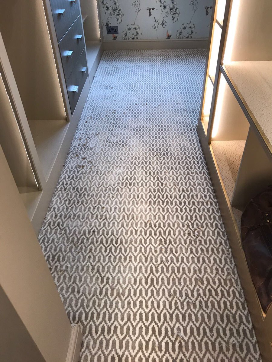 SolVoussoir's tweet photo. Take a look at this gorgeous @AlternativeFlr Barefoot Taj  Handwoven carpet we recently installed @Tradecarpet @SolVoussoir @kirbyeltel https://t.co/zZSVQEMn6P
