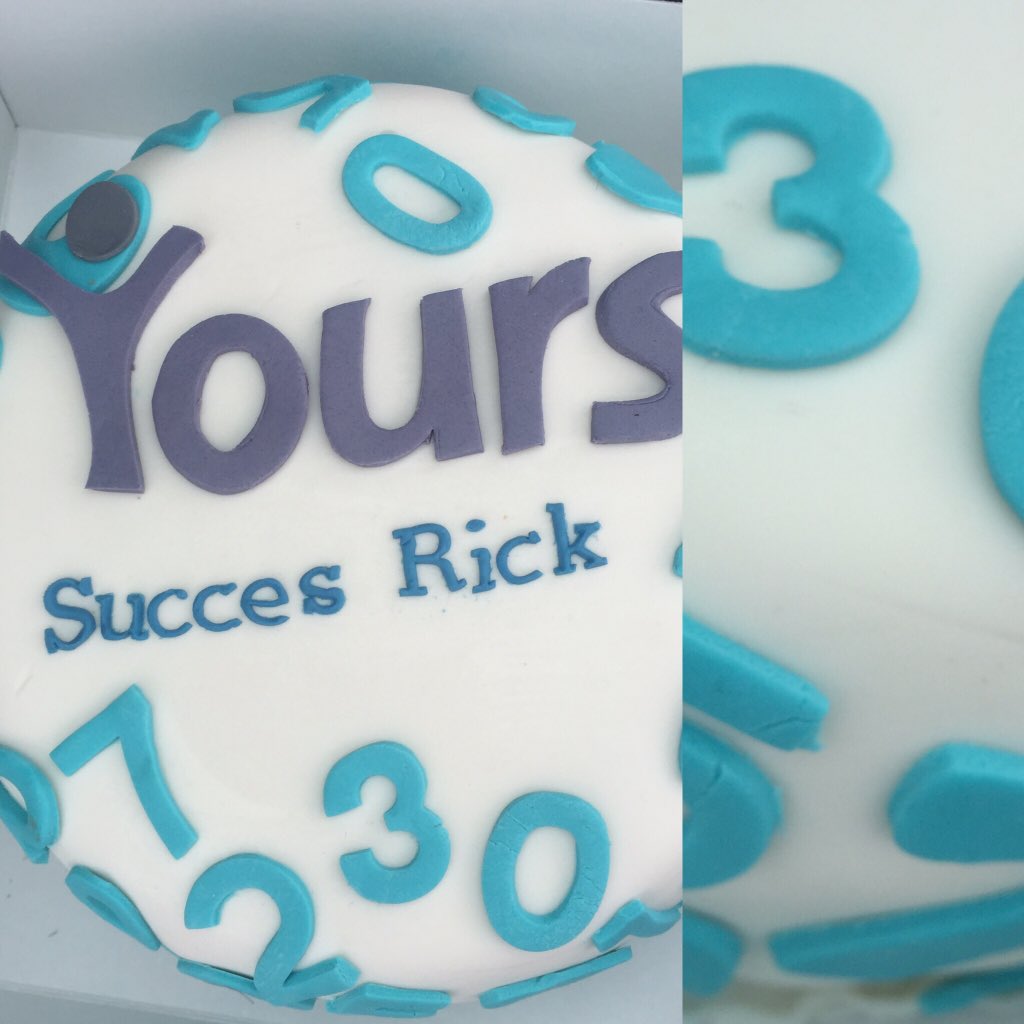 MaschaYPD's tweet photo. Accountants houden ook van taart! Good luck 🍀 https://t.co/T3ajecSpbN