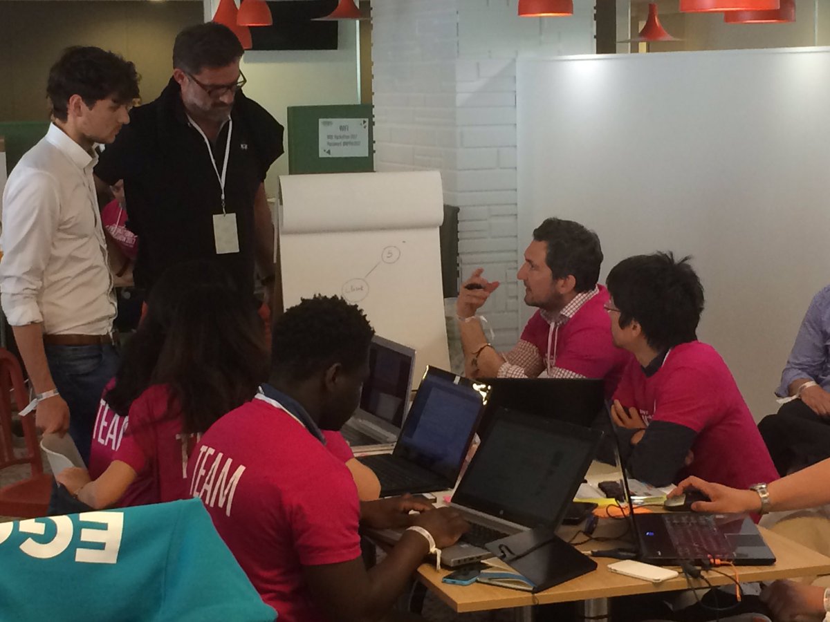 Majulo23's tweet photo. Matinee passionnante avec les 3 startups de notre challenge du #internationalhackaton de #Paris. De jolies perspectives ! https://t.co/9dWLX9S7QW
