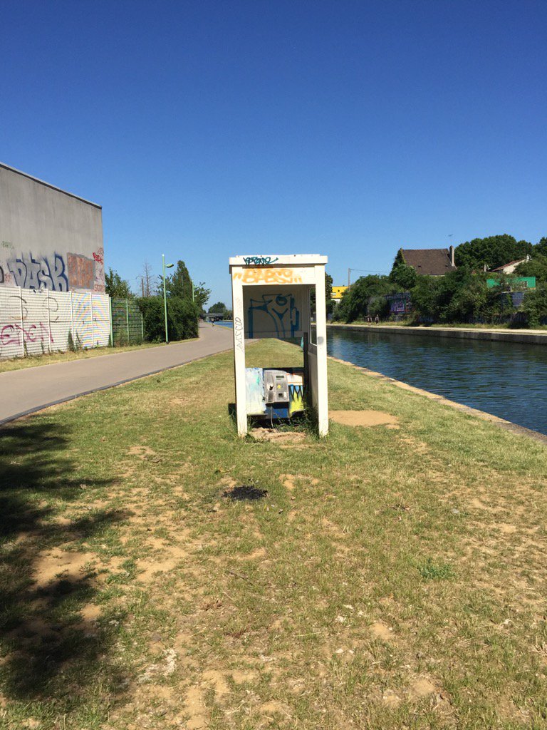 AdaMercier's tweet image. Pour passer dans l&apos;autre dimension, tapez 3 #Pantin #ete