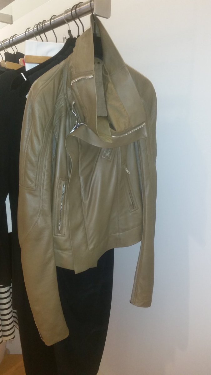 I'm in love with this Rick Owens jacket <a href="/LesJumellesIRE/">Les Jumelles</a> #galwayfashiontrail with  <a href="/hostandcompany/">Host</a>