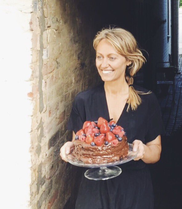 clodaghmckenna's tweet photo. I'll be hosting a Summer Suppers Workshop in @ClodaghsKitchen @ArnottsDublin next Friday 16 June at 6.30pm. Tickets👉 https://t.co/ULgiWhORYD https://t.co/WQHUQiowgg