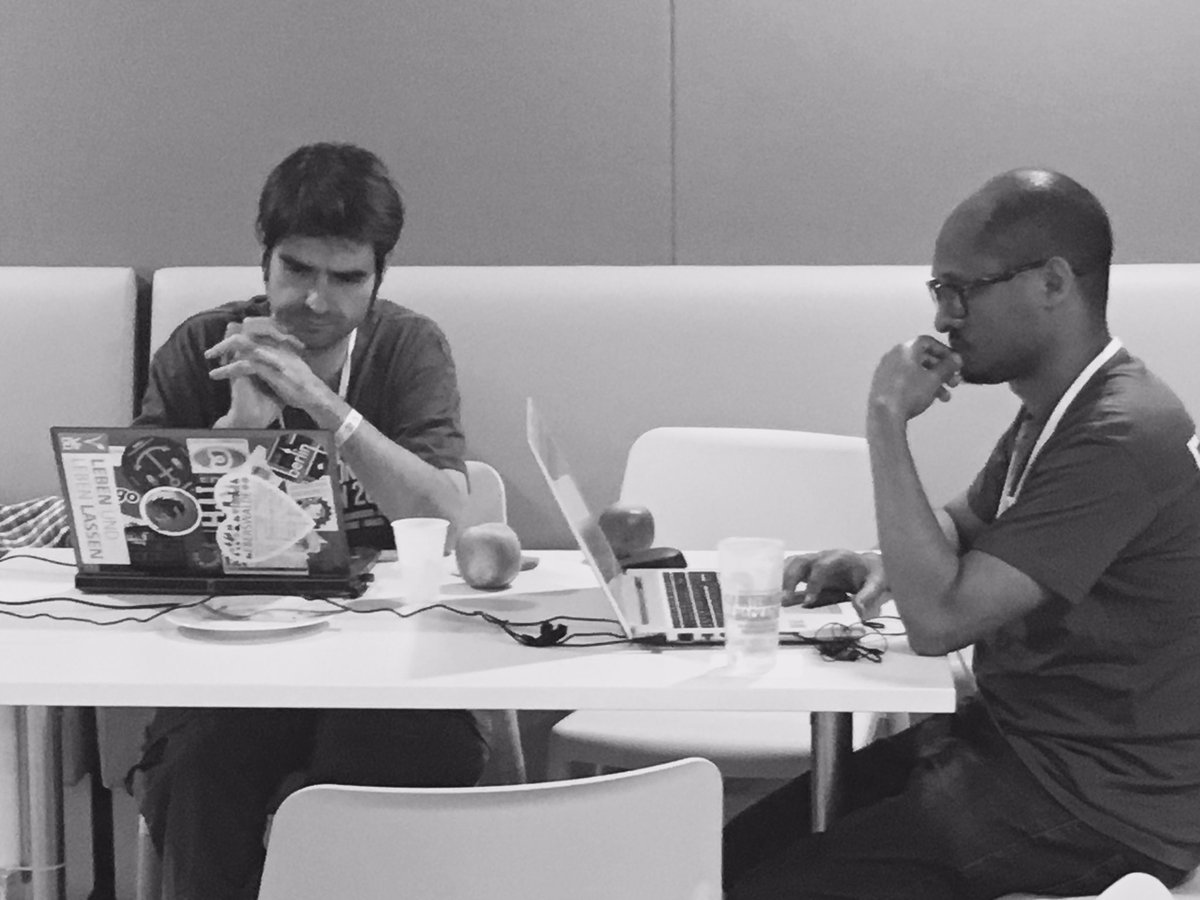 DaNaibo's tweet photo. Ca bosse dur ! #InternationalHackathon  #Paris #ChatBot #Vizir #spixii #Kwalys https://t.co/mut1QTsnBu