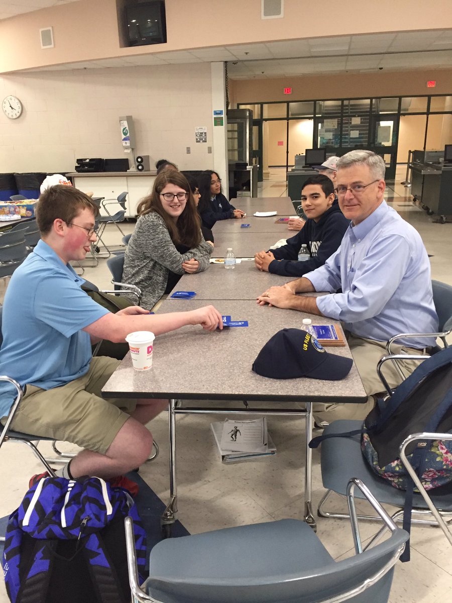 JSAAnsoniaHigh's tweet photo. We were blessed with the presence of our veterans. It was a nice experience and a perfect way to end our year. Thank you for meeting with us https://t.co/RDxXLiHNLm