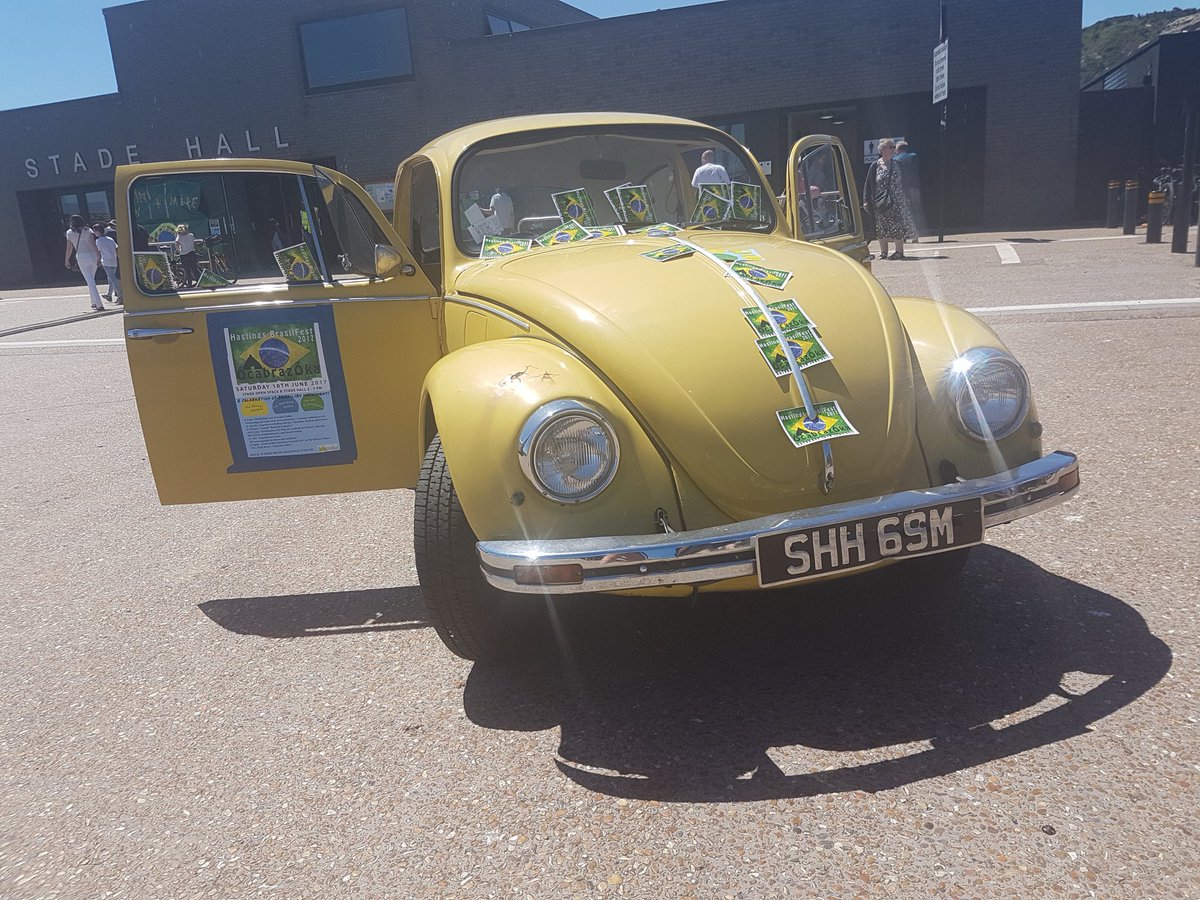 Domic2303's tweet photo. Getting ready for #BrasilFest in #hastings #vwbeetle https://t.co/Ze2ZdV893o