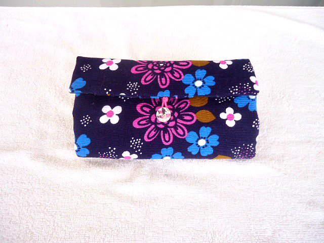 DIYcutiefuls's tweet photo. RT @helenovens3 #handmade OOAK Padded jewelry travel case. Don't leave home without it #uniquepurse #travelpouch
https://t.co/H7kEuTLoDz