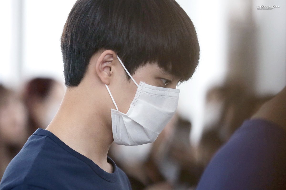 wonDerful930112's tweet photo. #도경수 #디오 #Kyungsoo #DO  #thinkingofyouonthatday #150611 #ICN 💞💞💞💞💞~1 https://t.co/8arhpD09Rz