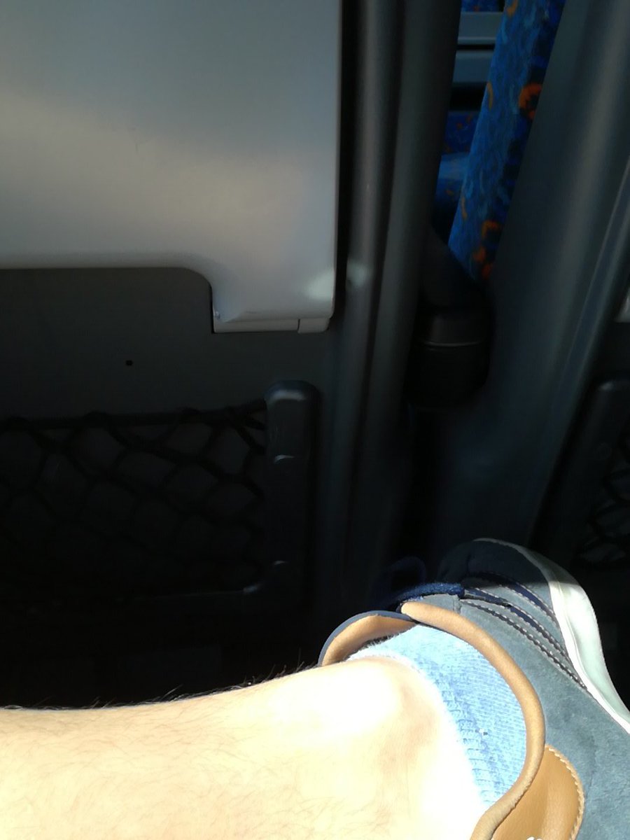 Gakov13's tweet photo. Auf dem Weg nach NÖ! Wünsche euch noch einen schönen Samstag💪 https://t.co/NkVPyvmzlw