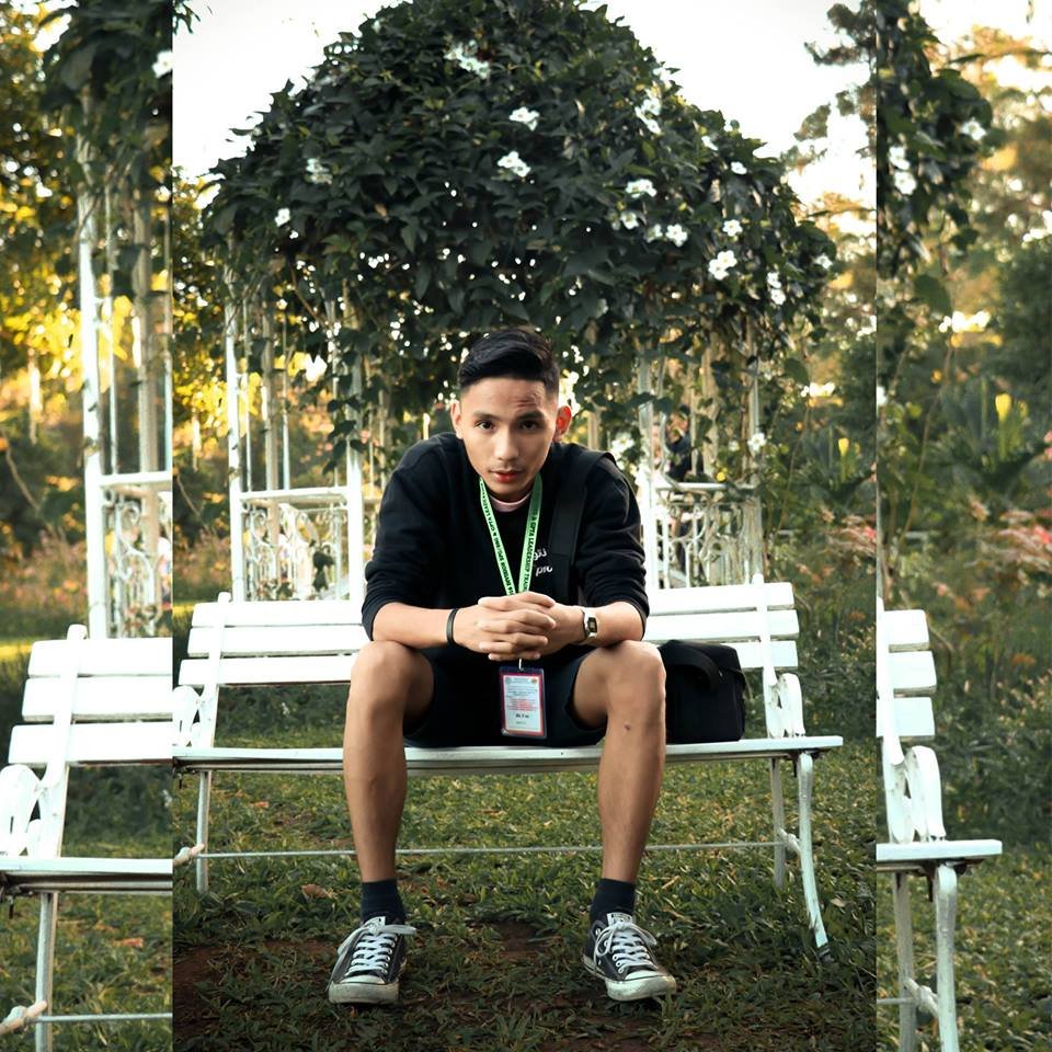 SinglesofSRCC's tweet photo. Christian Martin Bumanglag
(private twit acc.)
G11-ICT

-Basketball lang kaagaw mo sa kanya.
-Can fix your PC, can fix your broken heart. https://t.co/O3g7LZnR2i