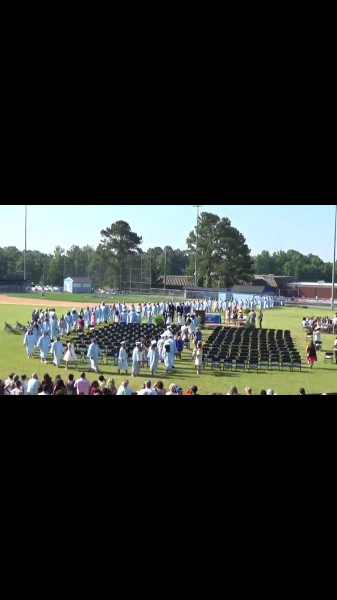 GranvilleTechPD's tweet photo. South Granville graduation-live streaming now @GCPSchools!  https://t.co/UlYBEzA1nD https://t.co/4ODTX9NL1S