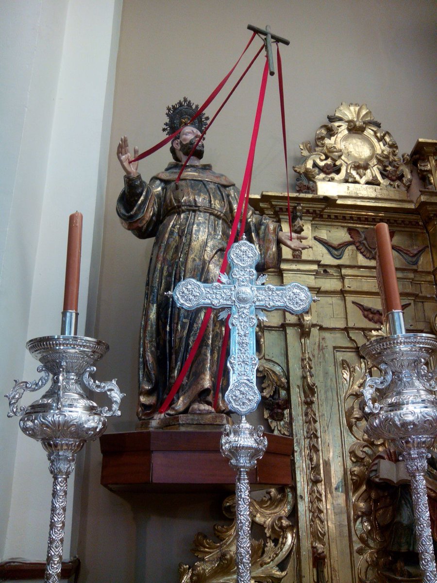 Visita cultural a Palencia esta mañana de la mano de @Hdad_Piedad_Pal y Santo Sepulcro, hermandades franciscanas.