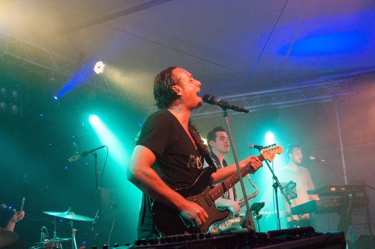 Onze huisband <a href="/Jamento/">Jamento</a> gaat zondag 9 juli weer knallen op de slotavond in de @RabobankNKL Feesttent van Hargen Sail! bit.ly/2rgroLU