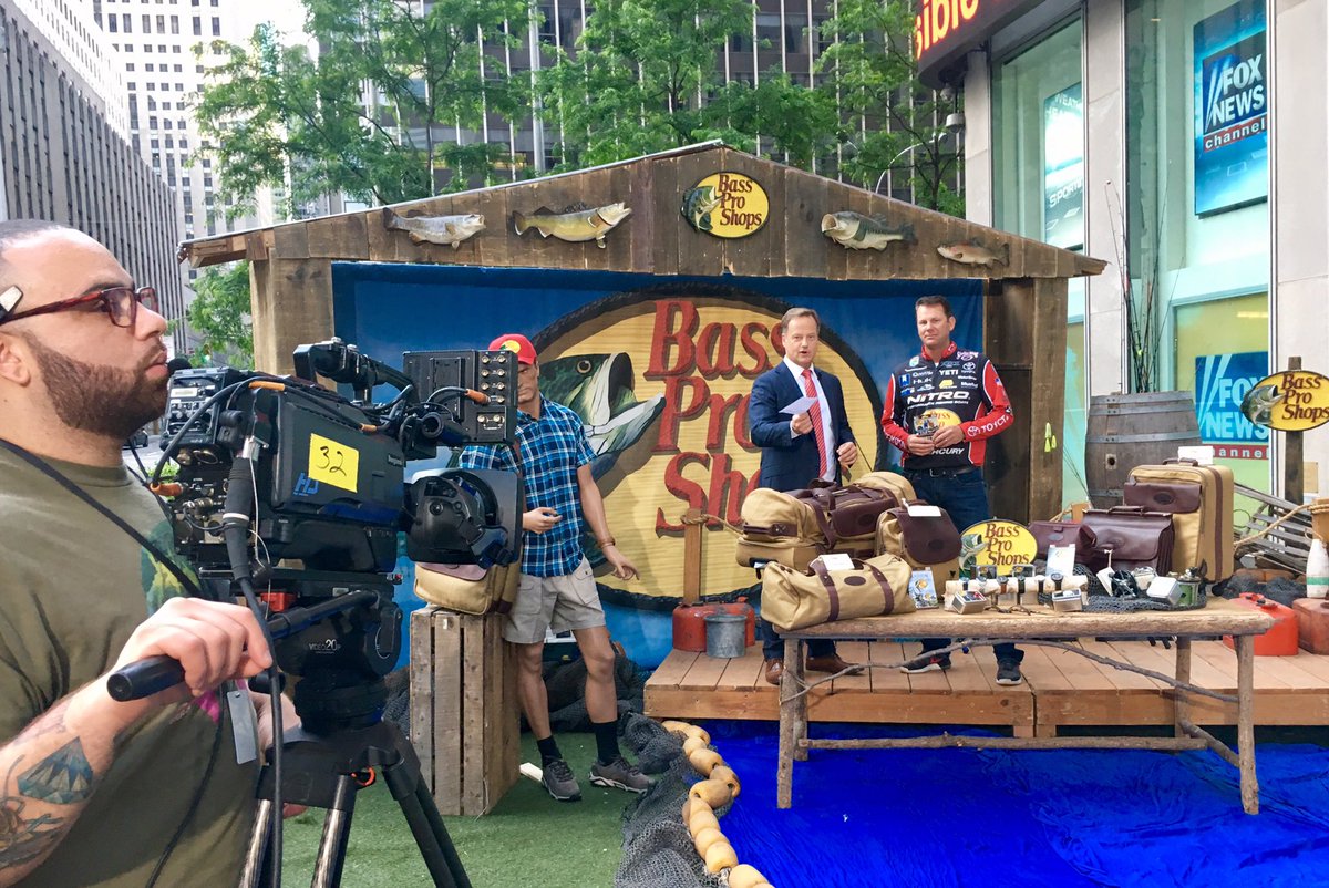 BassFishingJour's tweet photo. BASS_nation: RT Kevin_VanDam: Back in New York City on foxandfriends for BassProShops "Gone Fishing" event. #gonefโฆ https://t.co/3NexuCfeiV