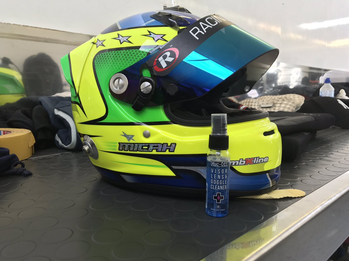 SWRacin's tweet photo. The drivers using the @muc_off visor and helmet cleaner https://t.co/bmjBlrzYtT