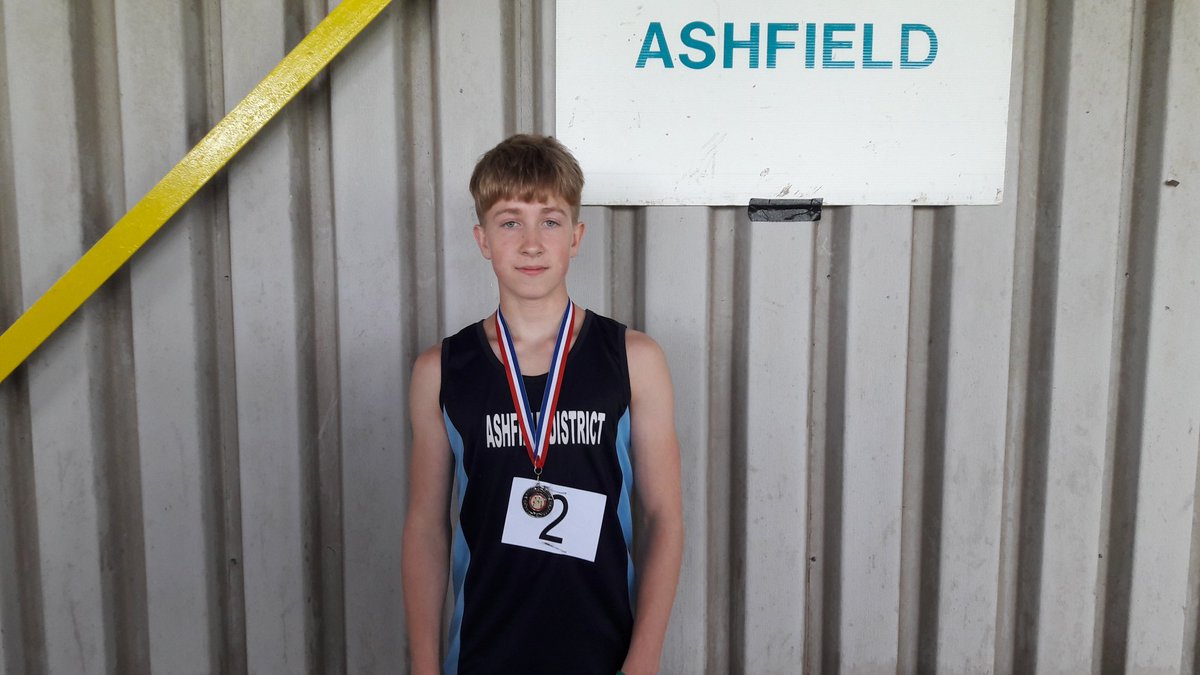 schoolgames1's tweet photo. Great performance by Joe Bridge @QuarryPE to win silver in the 80m boys hurdles #TeamAshfield https://t.co/3RKDalfavc