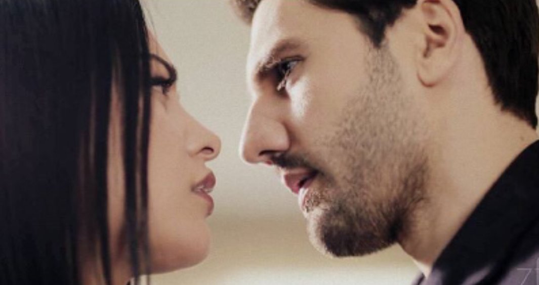 eda__kartal's tweet photo. Yazdınız böyle sahneler hep umut verdiniz.Olmayacakdısa Zeymir yazmasaydınız böyle sahneler Başrollericin #zeymir i harcadınız @burcu_gorgun https://t.co/on6446BYUu