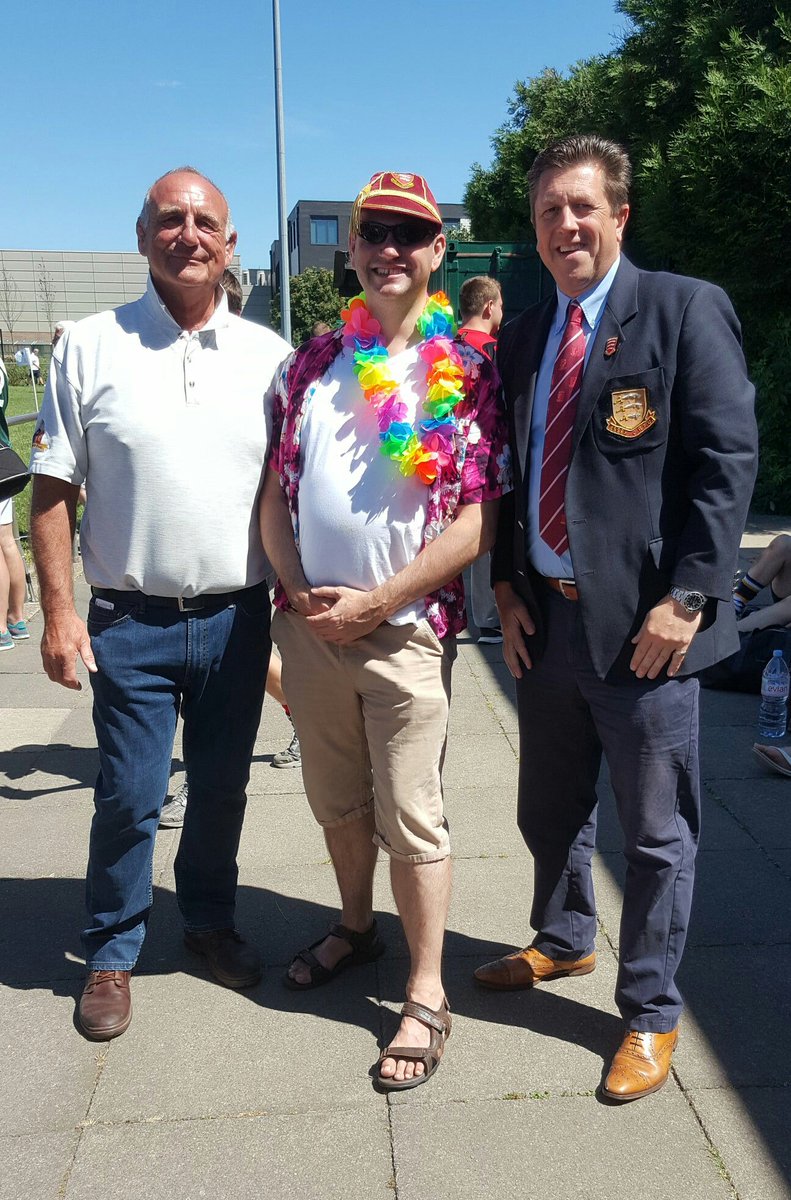 And the capping continues with #Steve Potato Douglass in his <a href="/EssexSevens/">Essex Charity Sevens</a> Hawiian attire !