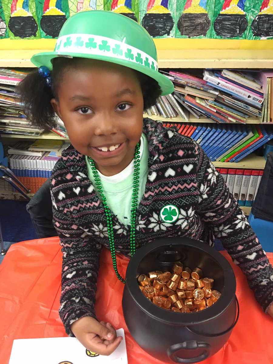 KelsoElementary's tweet photo. Thanks to the teachers, students and guests that made International Day Open House a special and successful event! https://t.co/R1pFoccQyr