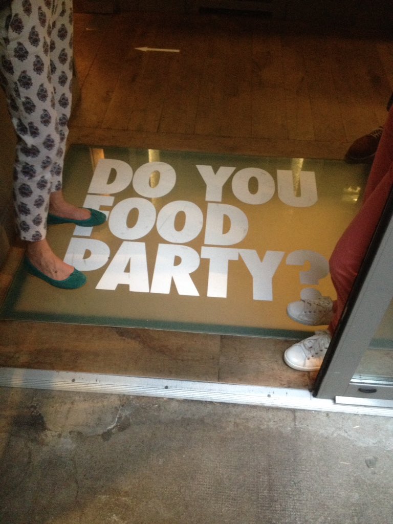 food comedy tweet media