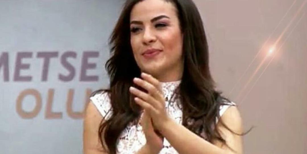 Sibelmisali2's tweet photo. Ne de güzel olmuşsun sen beyazlar içinde 🏵👼💕 @SblAkblt25 https://t.co/vGB6J84g16