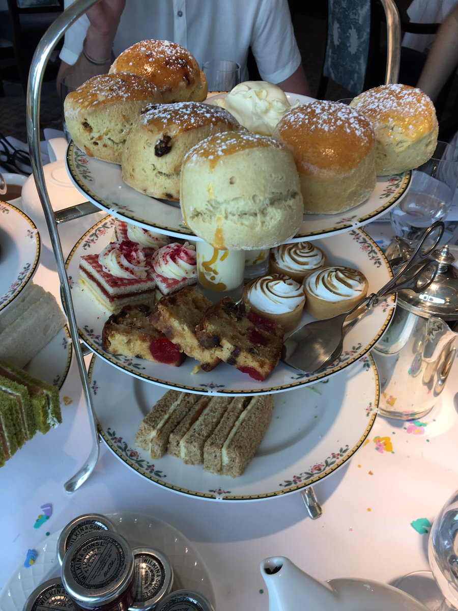 marjorieharris3's tweet photo. @ThePetersham for baby shower afternoon tea yesterday @ScotchandGinger tasty selection #recommend #bestcakes #windowtable https://t.co/o5XtKVacrj