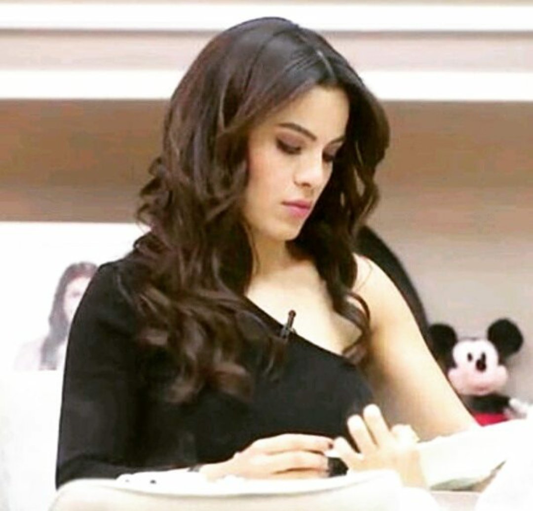 Sibelmisali2's tweet photo. Ya napıyorsun sen yerim seni 😍🍭💕 @SblAkblt25 https://t.co/5vIkeFXJnY