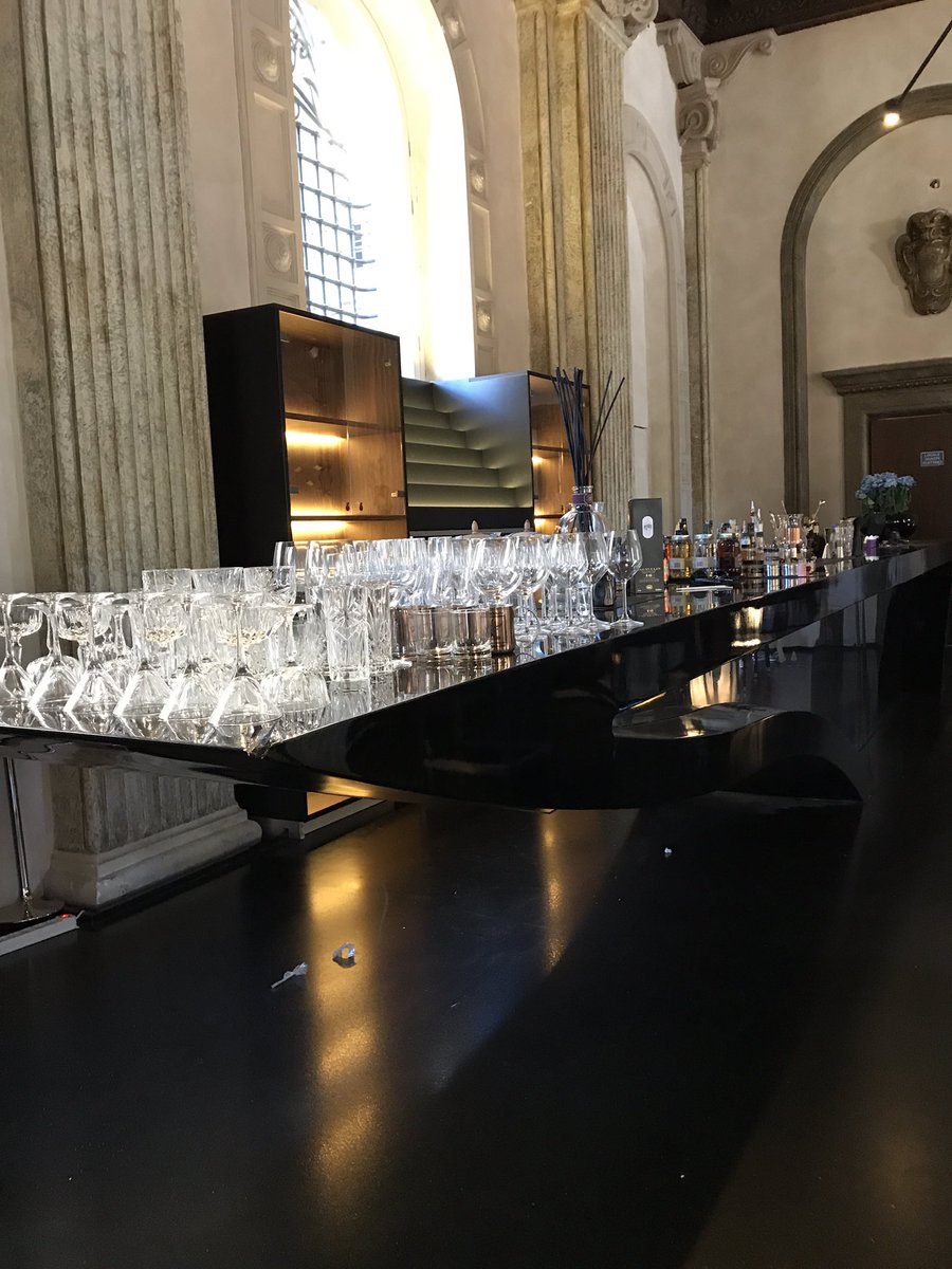 DesignCarmando's tweet image. Arredo bar Hotel Montemartini Roma