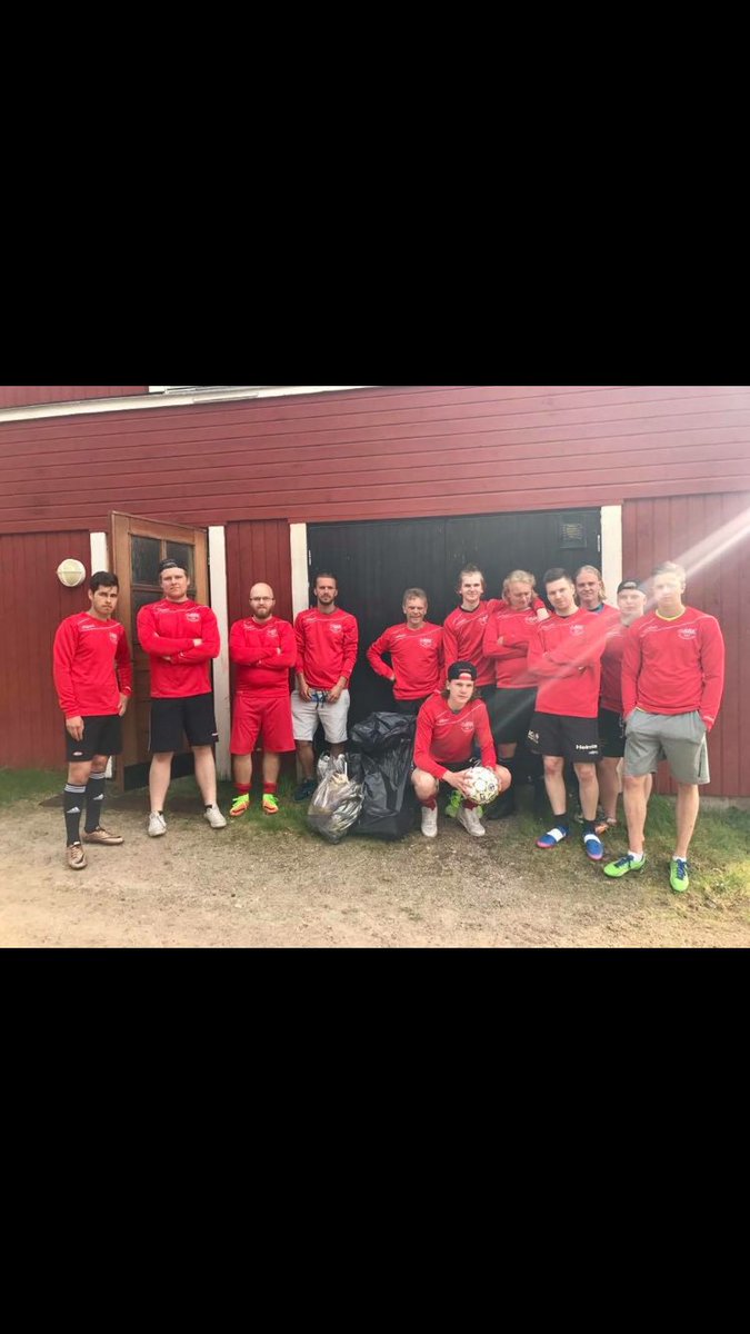 Idag har BBK rensat bergsängs diken på en massa skräp å annat skit🤠 #Jonärsemester