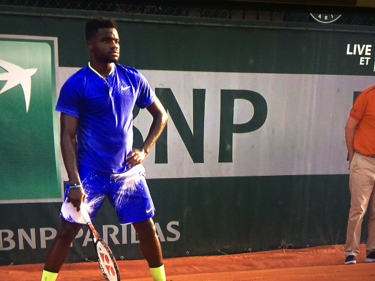 sluggahjells's tweet photo. Francis Tiafoe: Learning full well what the Fabio Fognini experience is all about #RG17 https://t.co/g5WlpamkBk