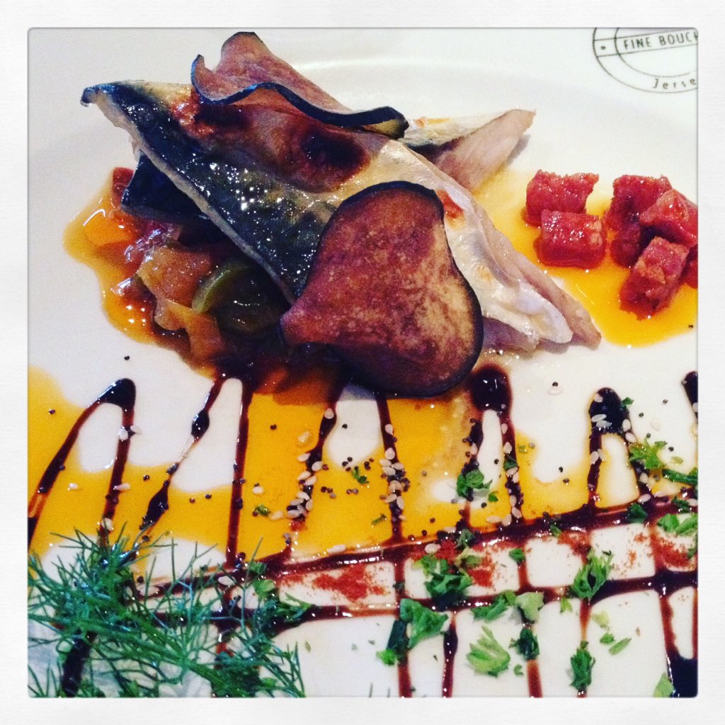 chloebowler's tweet photo. My favourite starter @cafepostejersey mackerel with caramelised onion and pepper, chorizo &amp; oil. 👌
#omegas #healthy #chloebowler https://t.co/Au8j6hJArr