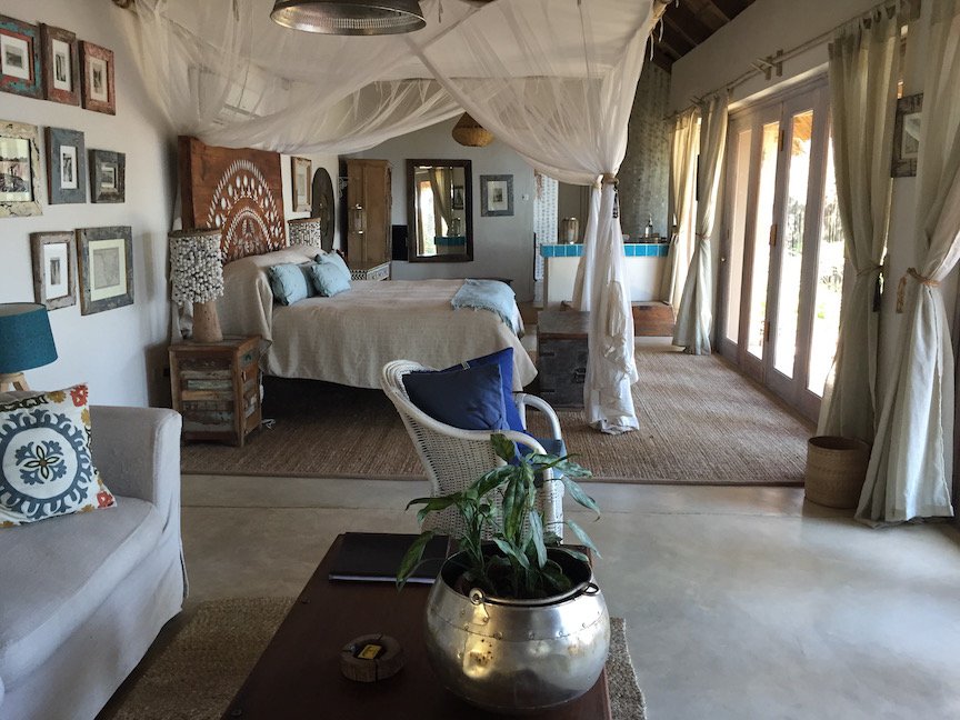 Who wouldn't fall in love in this honeymoon room at Tongabezi on Victoria Falls in Zambia? Can we come back soon Tongabezi Lodge?