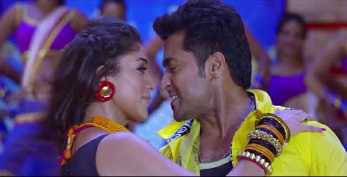 rajaviknesh23's tweet photo. These two ๐๐ Loving them ๐
#2YearsOfMASSS โค #Suriya #Nayanthara @Suriya_offl @NayantharaLive @NayantharaMD https://t.co/OXWvXvUXkL
