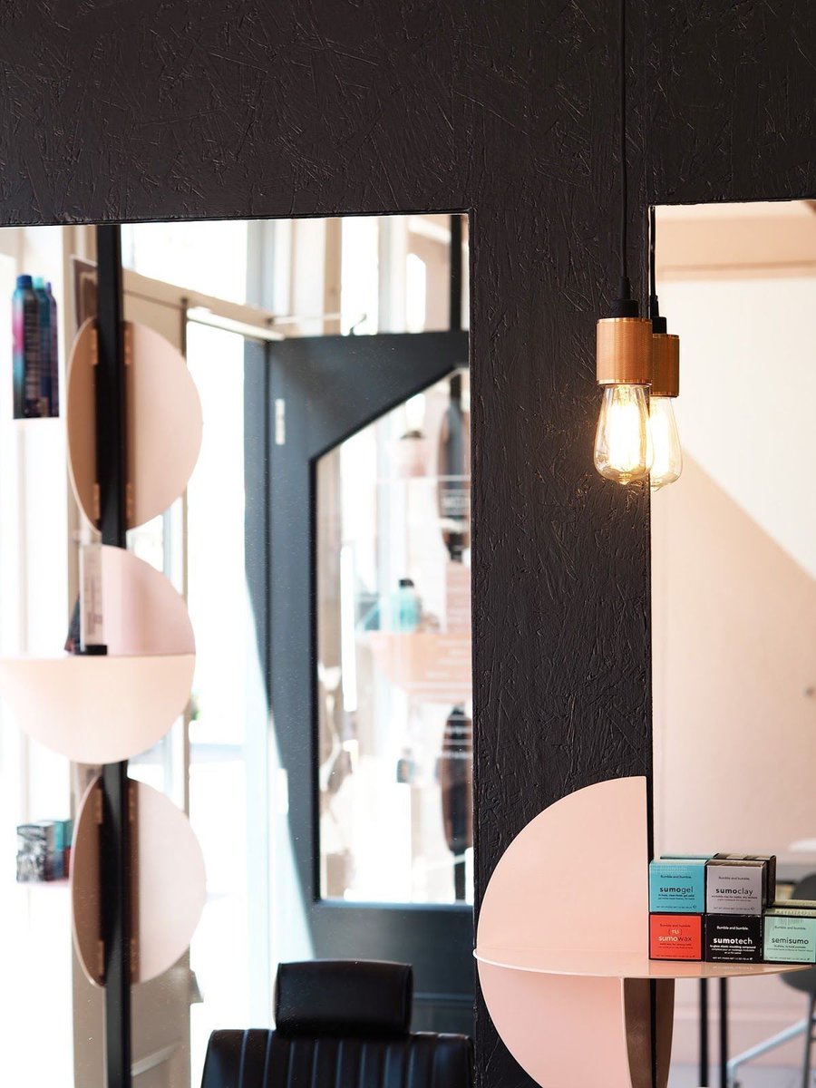 Lelore_'s tweet photo. New hair and the most Instagramable salon! https://t.co/tf4sI8jsLg @SolariumPoint #bbloggers #30plusblogs @BloggerBees @Bloggeration_ https://t.co/IarEYzytJE