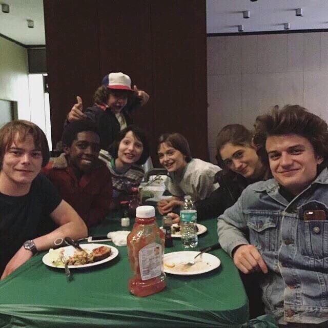 steevharrington's tweet photo. Throwback con los pibe'  🔙🔙 https://t.co/GAGvX8Fwik