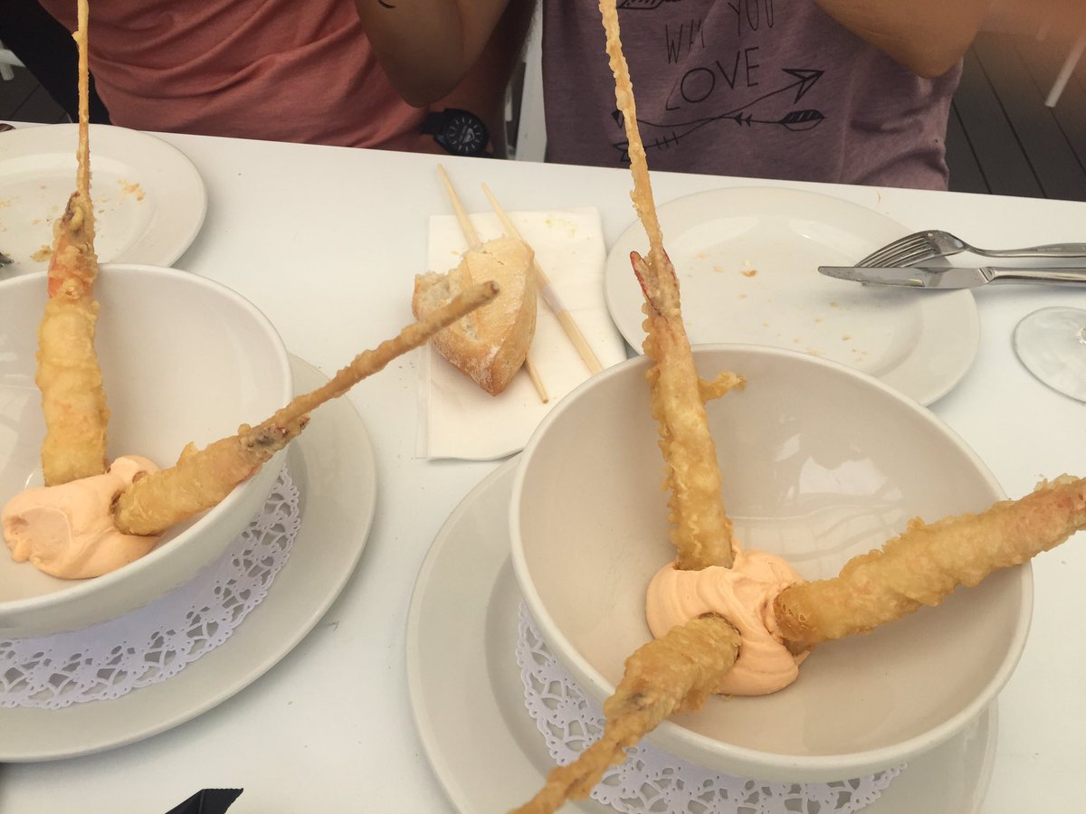 paulaQ8's tweet photo. Delicias en el @El_Campero mi restaurante favorito en Cádiz 100% recomendable ❤️😊 mas que comer es una experiencia #restaurantes #cadiz https://t.co/VfaDcUoOiY