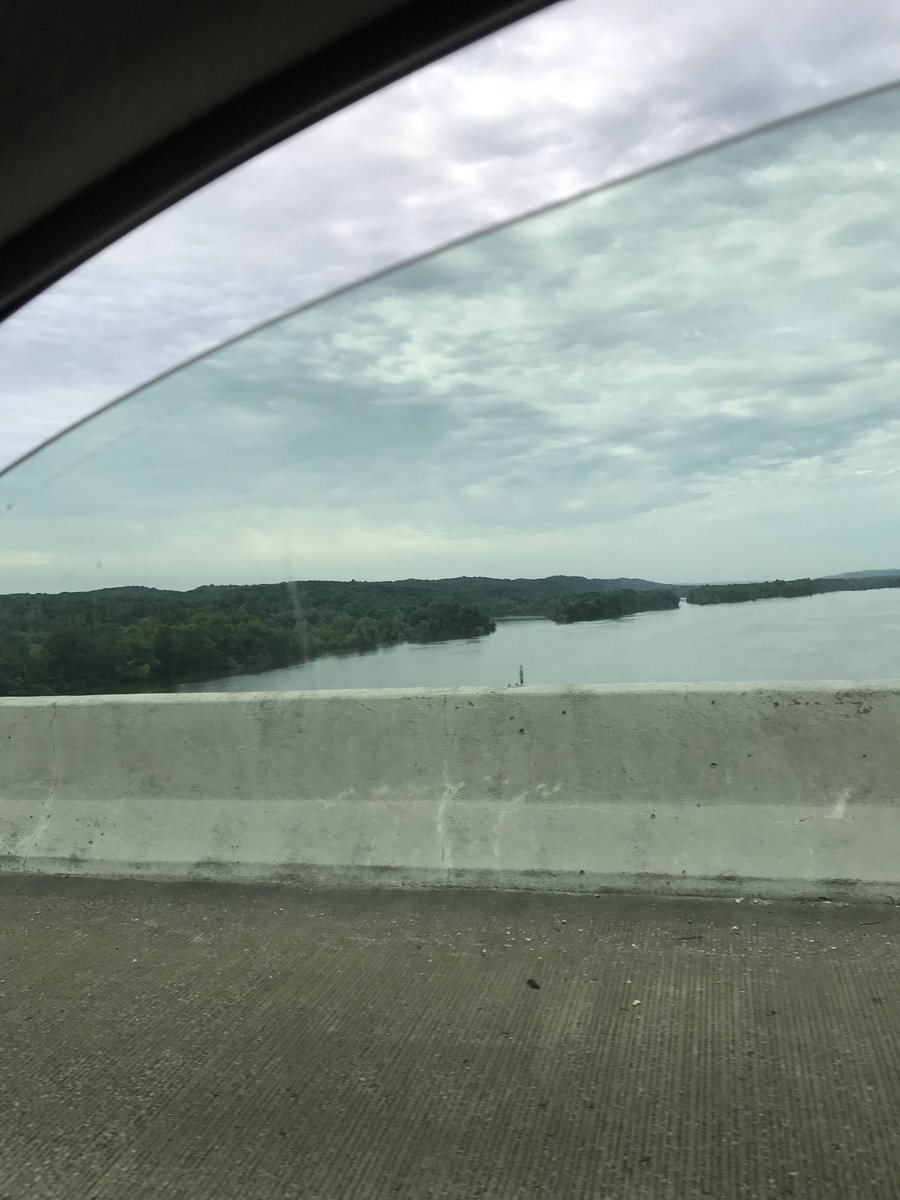 ekmlarr's tweet photo. #TennesseeRiver https://t.co/yJXT6Sa9Ps