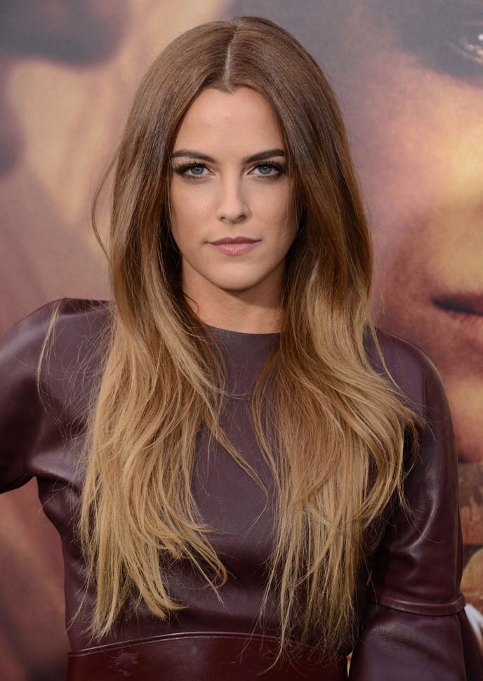    A very happy birthday to the gorgeous Riley Keough! ¡Feliz cumpleaños 