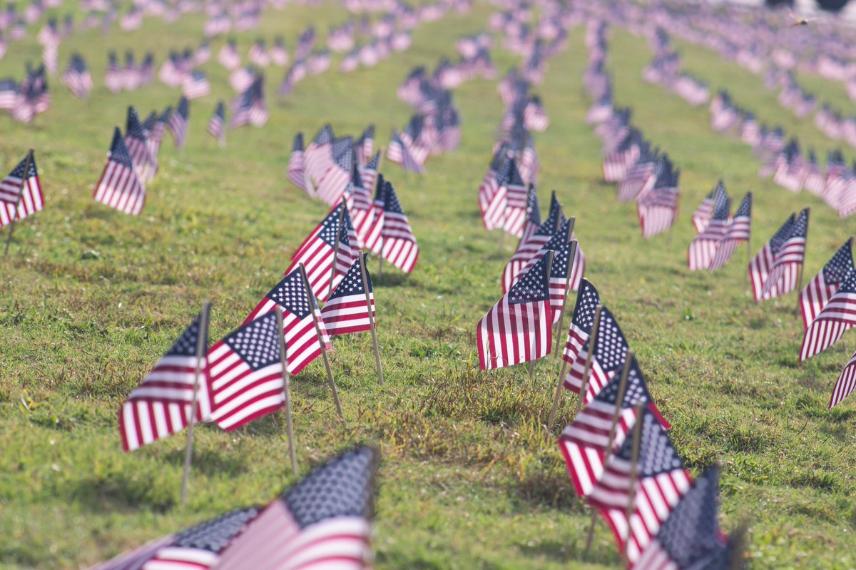gocroozen's tweet photo. Today we honor the brave and selfless men and women who have given the ultimate sacrifice to this nation. #ThankYou 🇺🇸 #MemorialDay https://t.co/4UFZUIJUuH