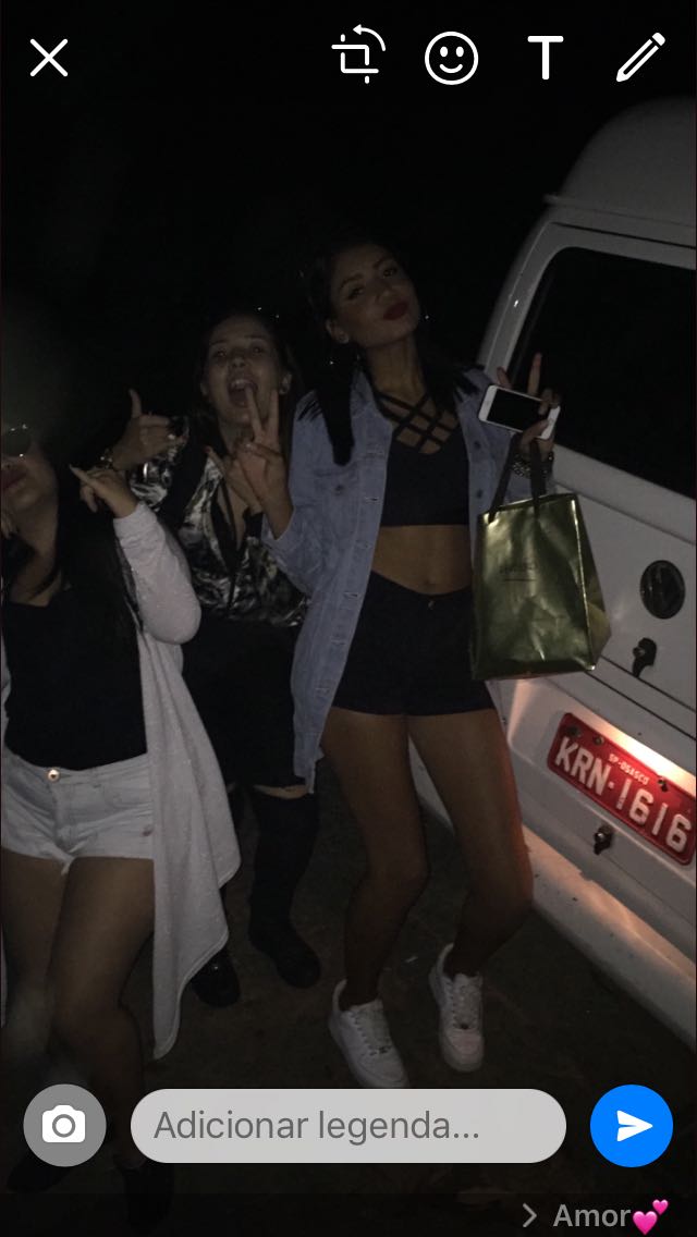 afclarinhaa's tweet photo. Melhor rolê, sem duvidas 👽❤ #Origens #SenteOProoooong #Fritaaaa https://t.co/wSOSojKWs3