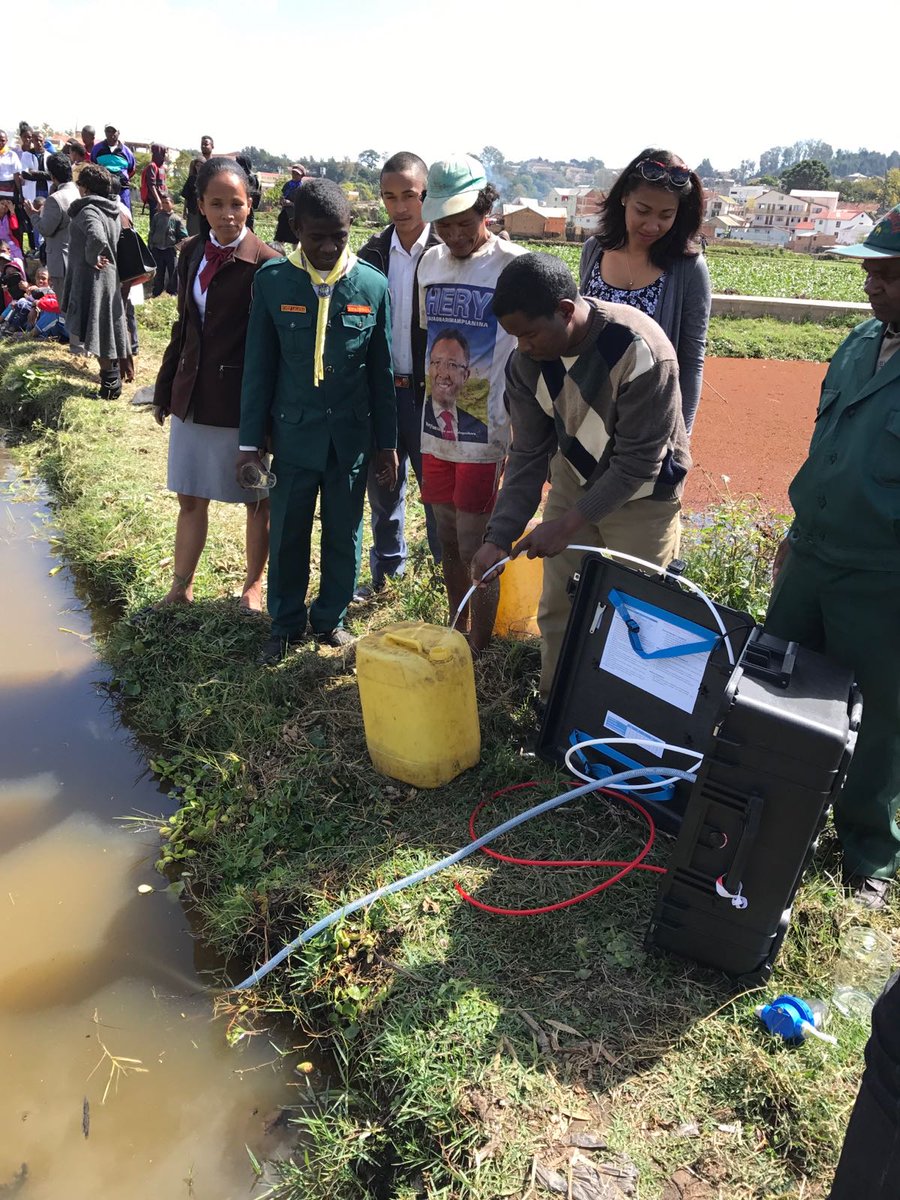 sunwaterlife31's tweet photo. Quelques photos du voyage à Madagascar pour présenter nos valises . #sunwaterlife #madagascar #eaupotable https://t.co/6OELm9hchR