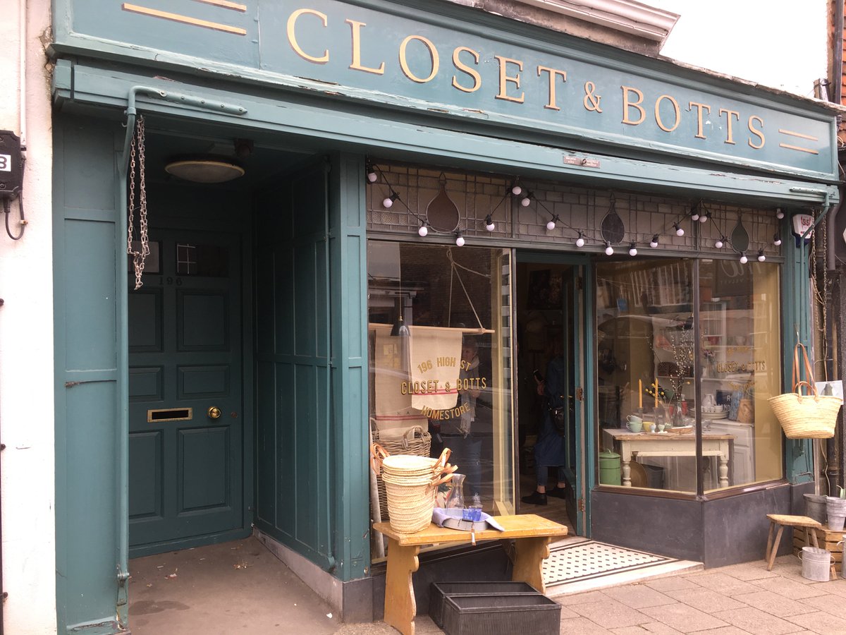 CHillsJewellery's tweet photo. @closetandbotts A recent discovery, in #Lewes - Such an elegant shop filled with lovely bits for the home https://t.co/qRyaJsELPK