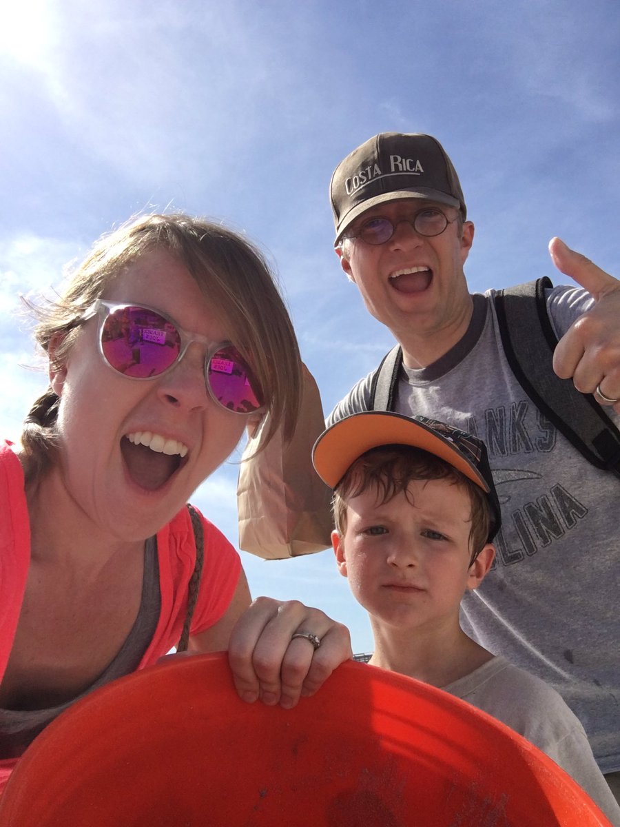 kbelich's tweet photo. It's a great day to #keepjaxbeachclean! The Belich clan collected a bucket of trash and 591 cigarette butts! @MellowJax @Flomotion https://t.co/MlBCKMWrId